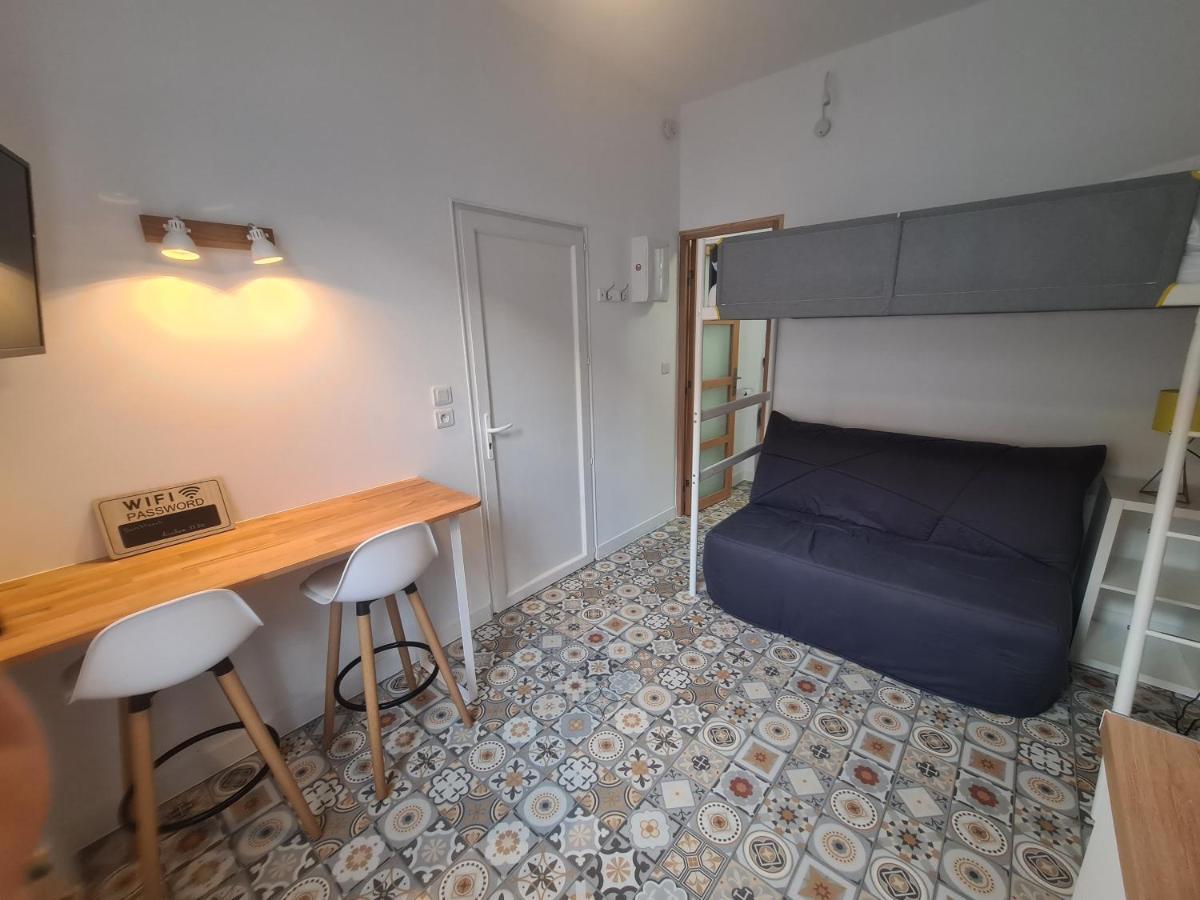 Apartment 25 M2 A 100m De La *